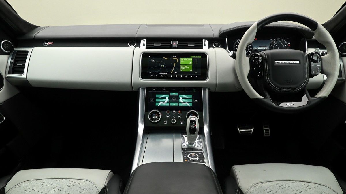 Land Rover Range Rover Sport Image 9