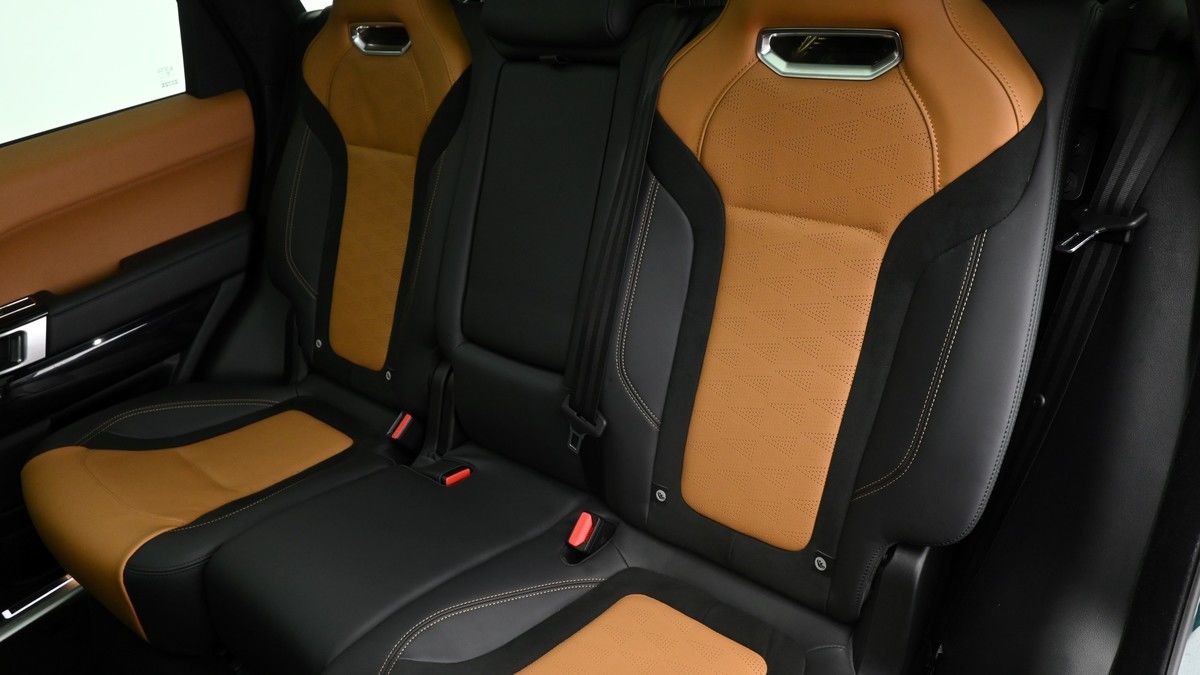 Land Rover Range Rover Sport Image 5