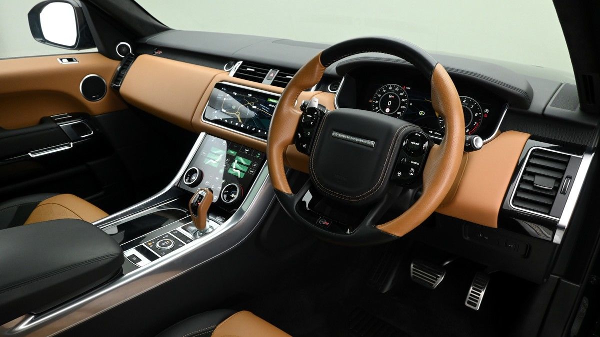 Land Rover Range Rover Sport Image 3
