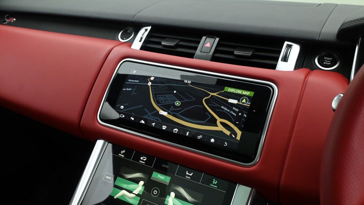 Land Rover Range Rover Sport Image 11