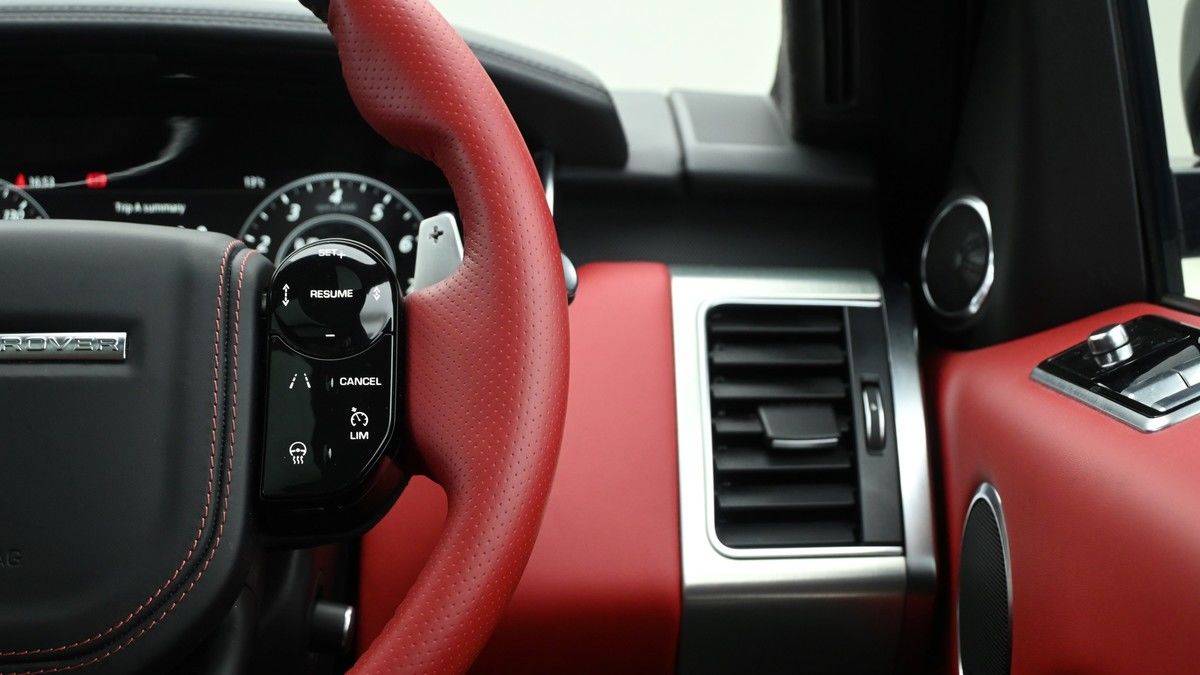 Land Rover Range Rover Sport Image 16