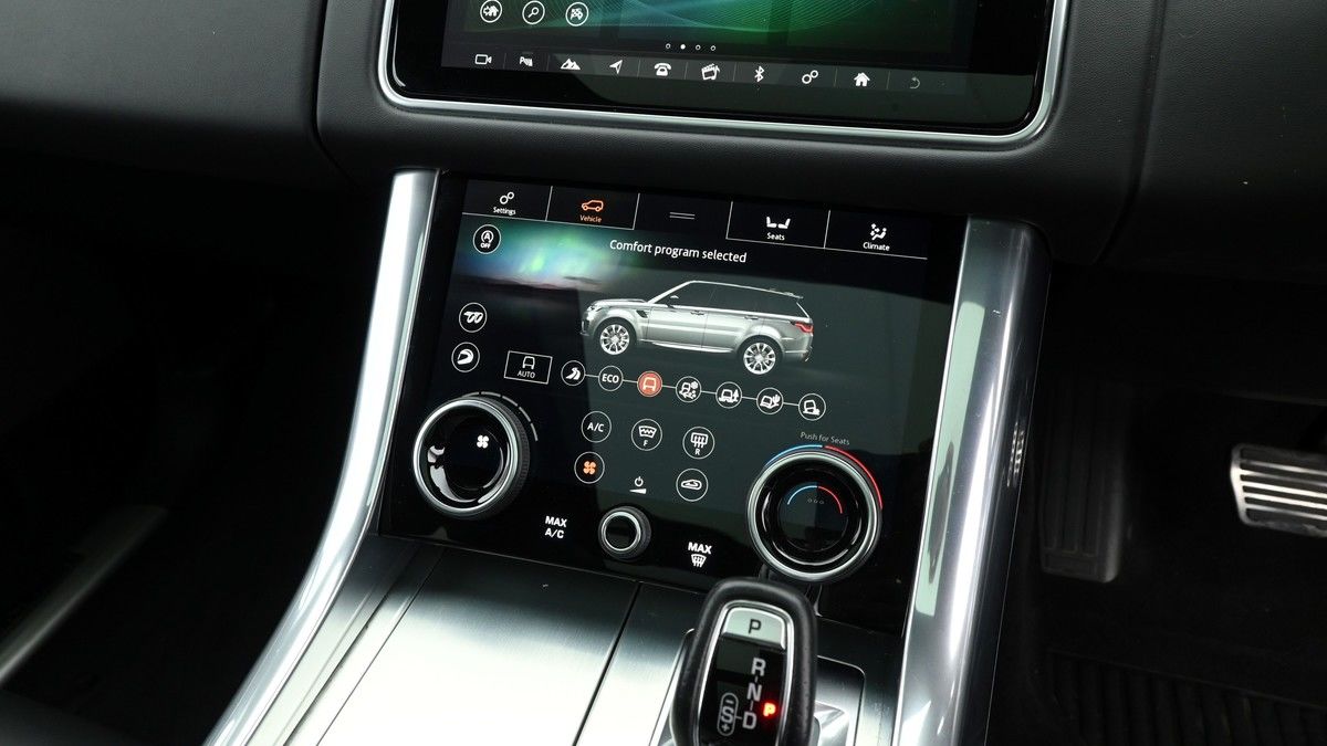 Land Rover Range Rover Sport Image 12