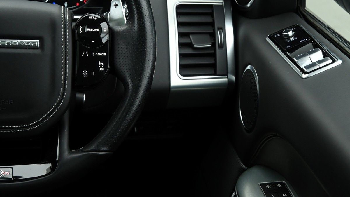 Land Rover Range Rover Sport Image 16