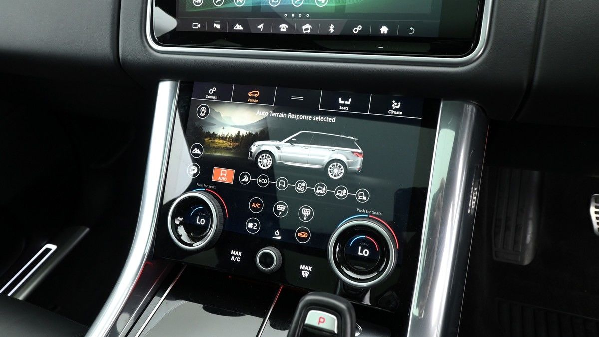 Land Rover Range Rover Sport Image 12