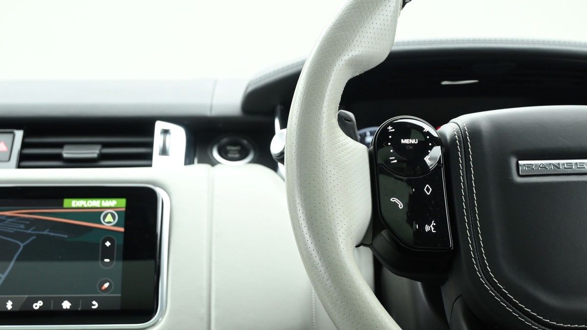 Land Rover Range Rover Sport Image 15