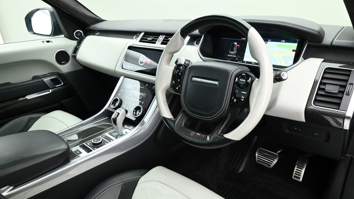 Land Rover Range Rover Sport Image 6