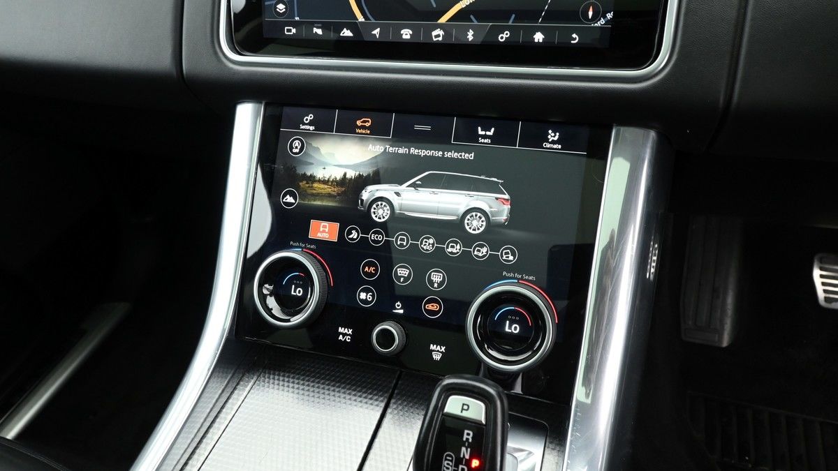 Land Rover Range Rover Sport Image 12