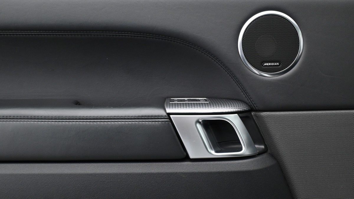 Land Rover Range Rover Sport Image 13