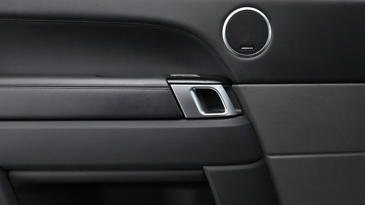 Land Rover Range Rover Sport Image 13