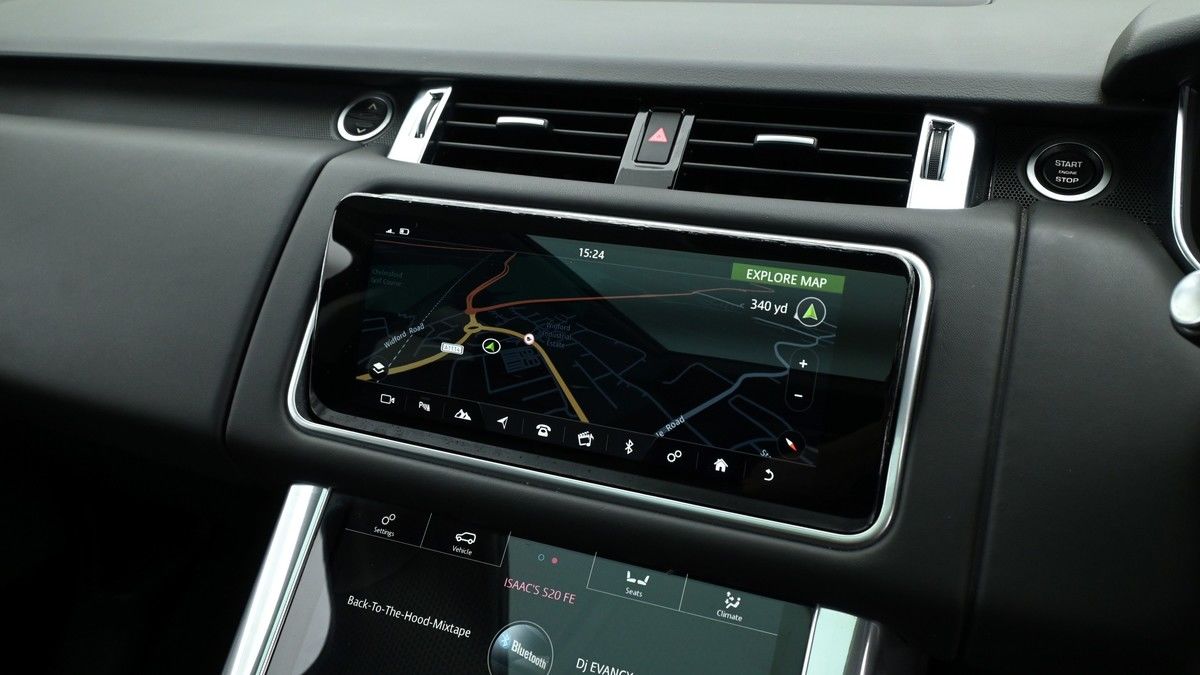 Land Rover Range Rover Sport Image 11