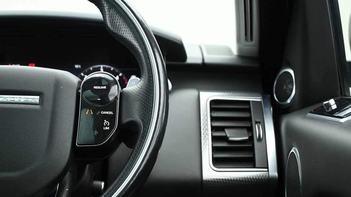 Land Rover Range Rover Sport Image 16