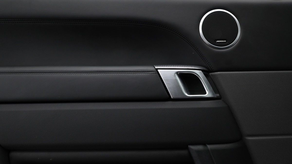 Land Rover Range Rover Sport Image 13