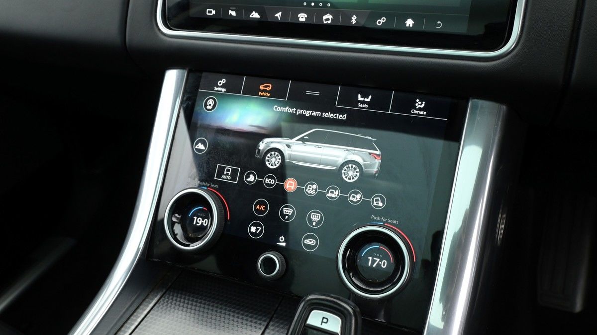 Land Rover Range Rover Sport Image 12