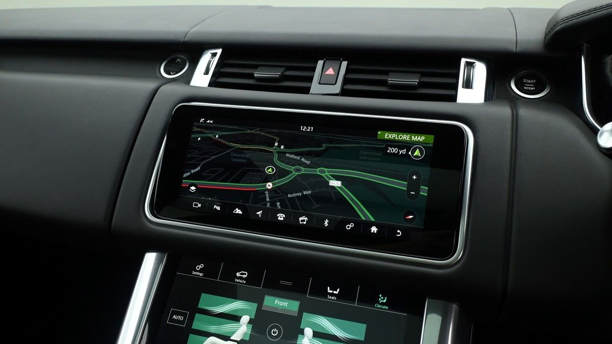 Land Rover Range Rover Sport Image 11