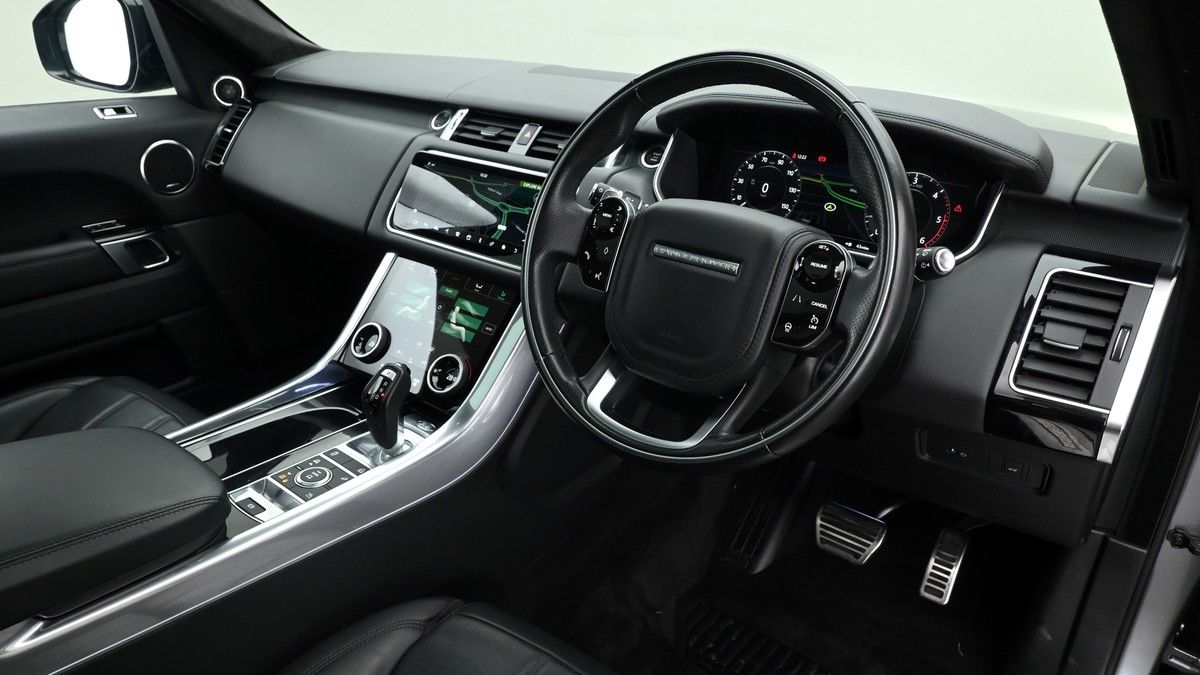 Land Rover Range Rover Sport Image 3