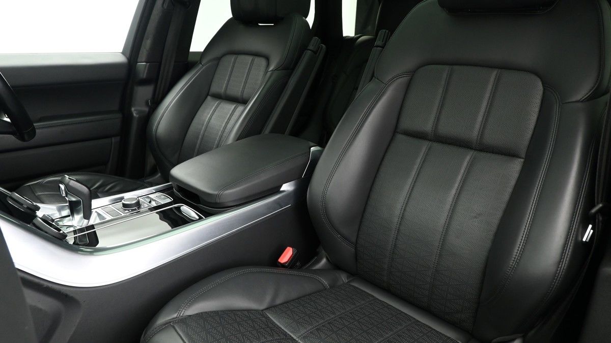 Land Rover Range Rover Sport Image 5
