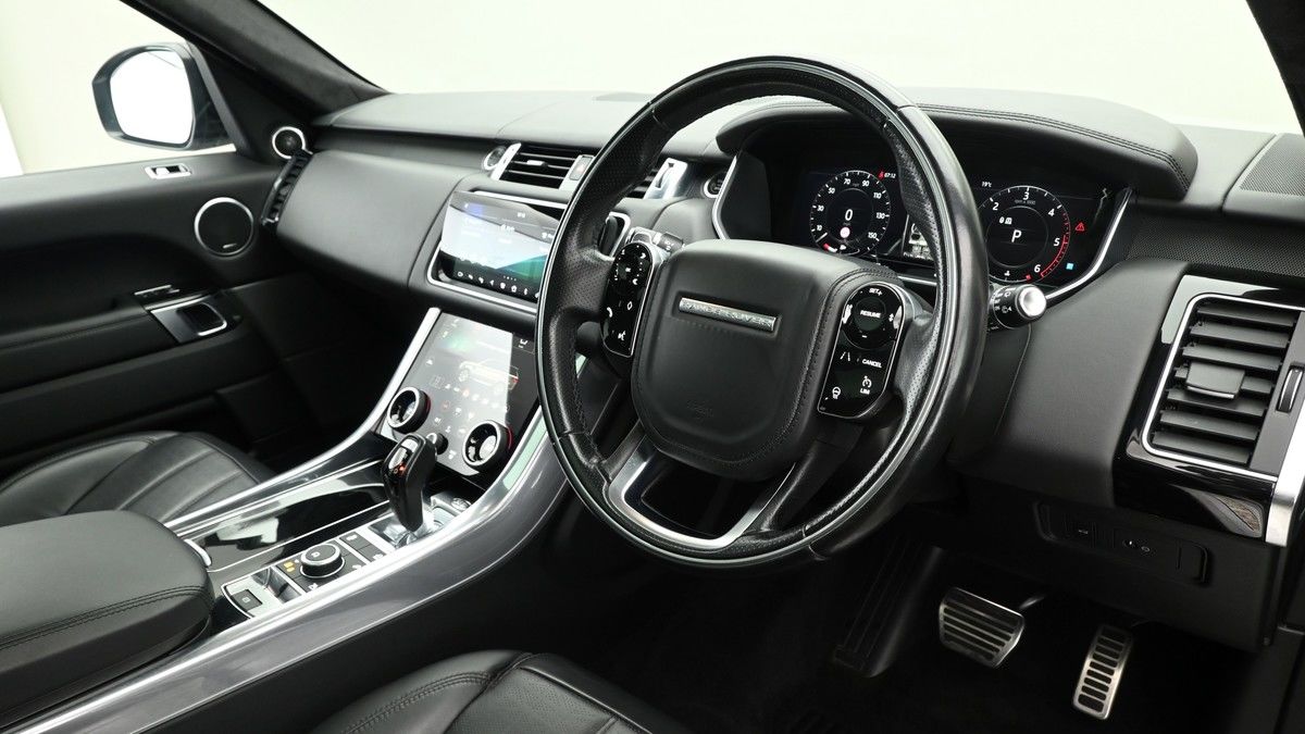 Land Rover Range Rover Sport Image 4