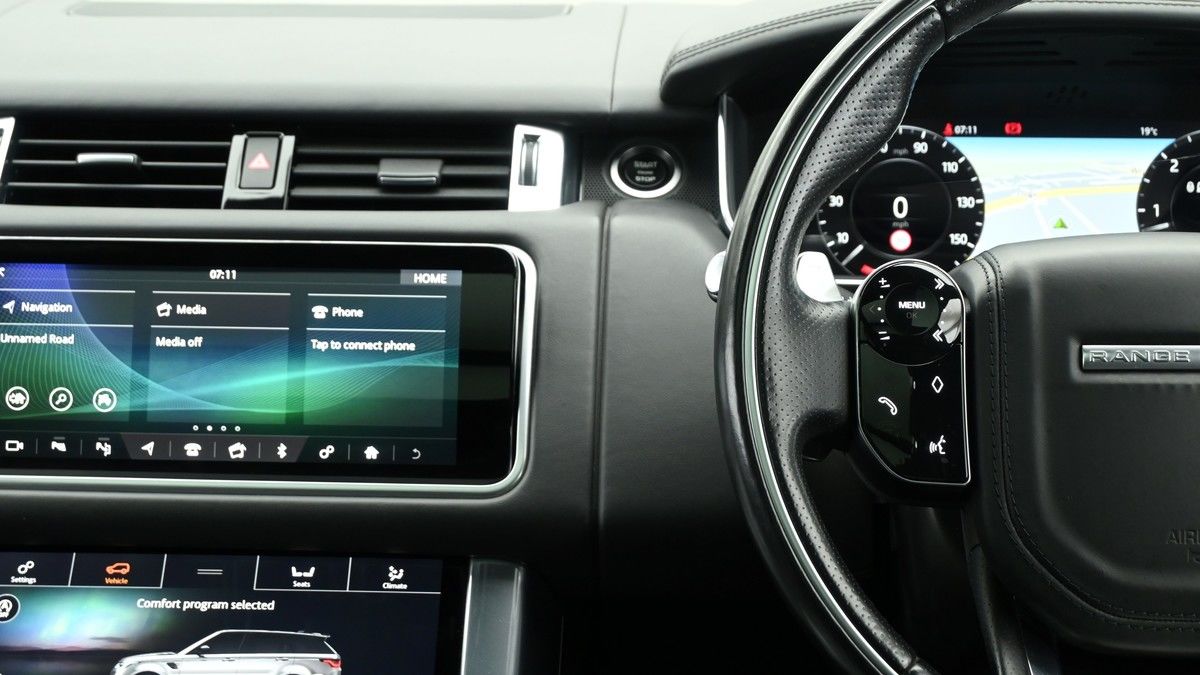 Land Rover Range Rover Sport Image 16
