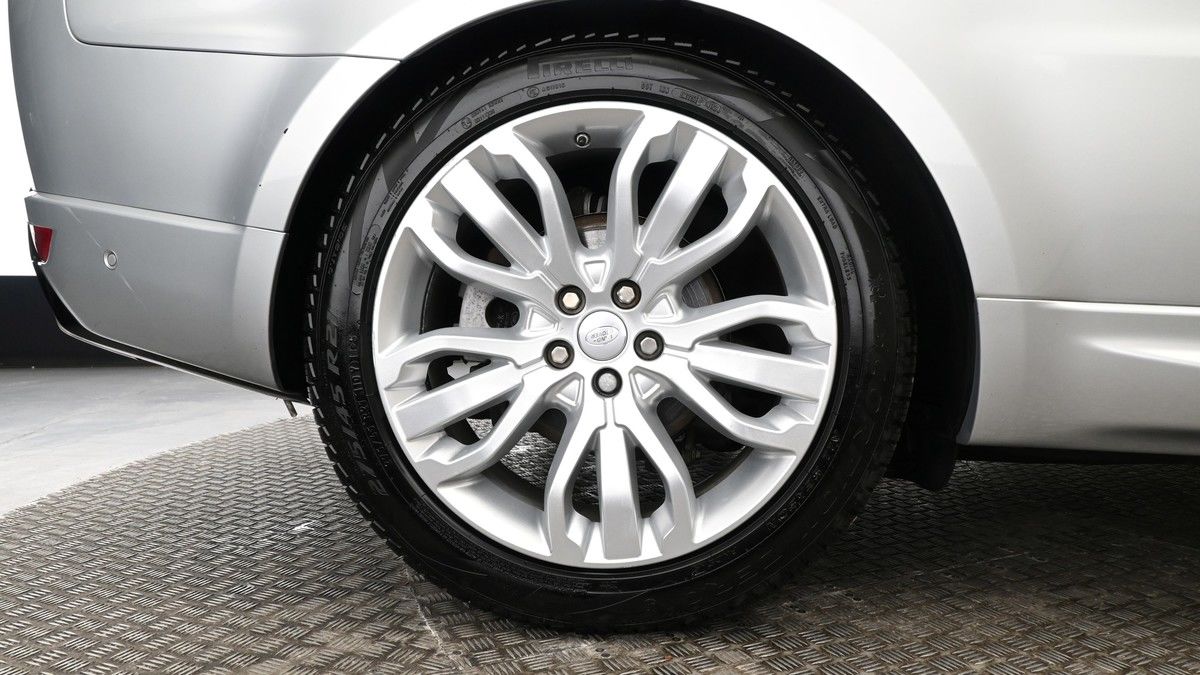 Land Rover Range Rover Sport Image 10