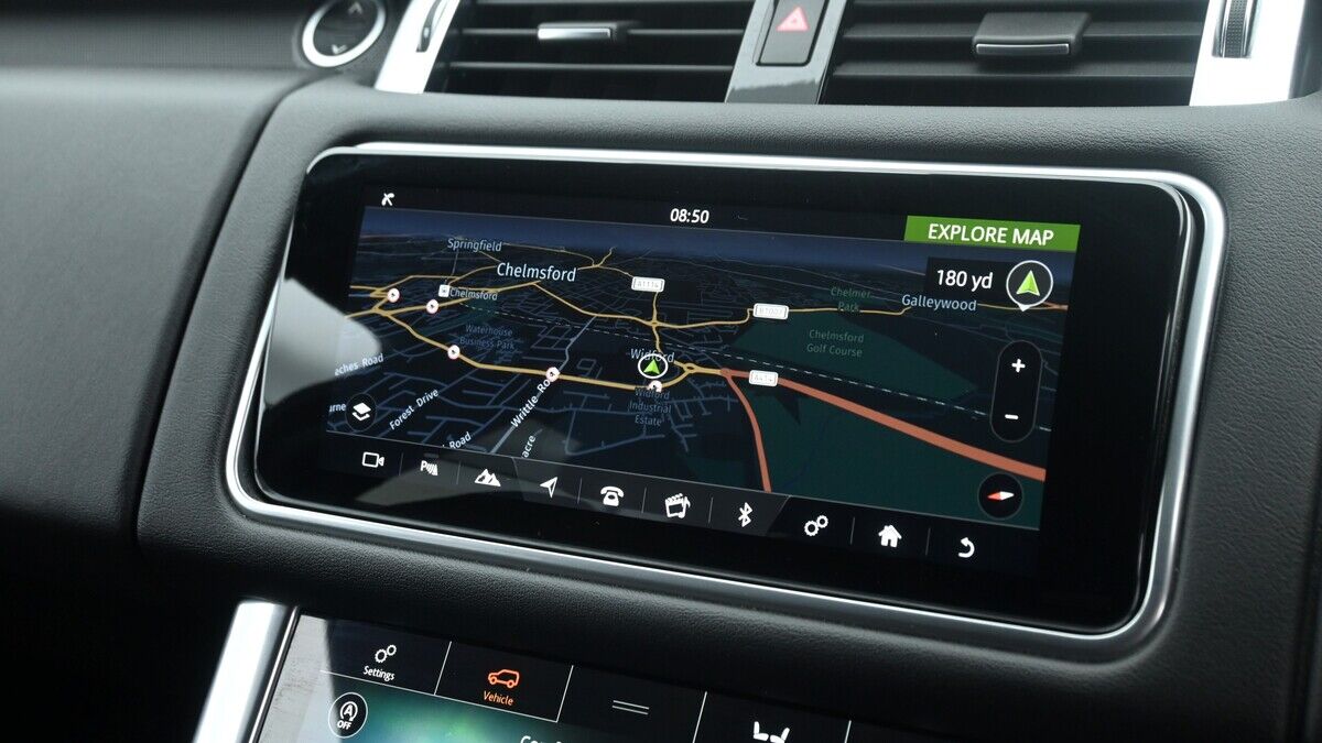 Land Rover Range Rover Sport Image 11
