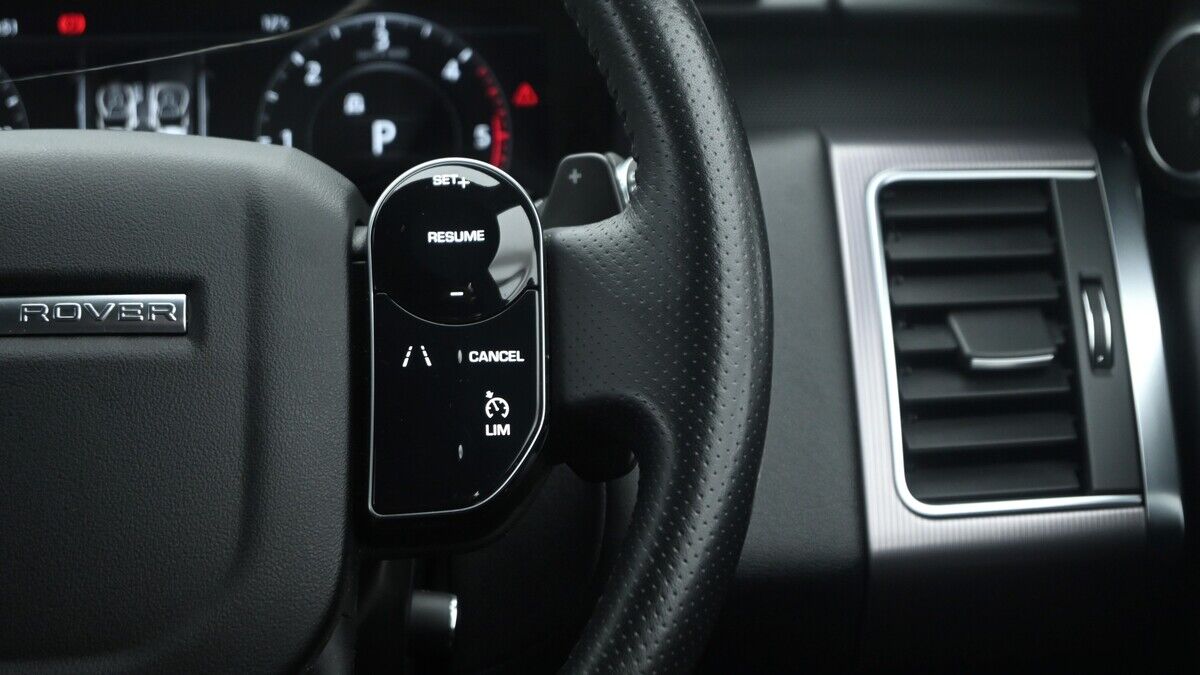 Land Rover Range Rover Sport Image 16