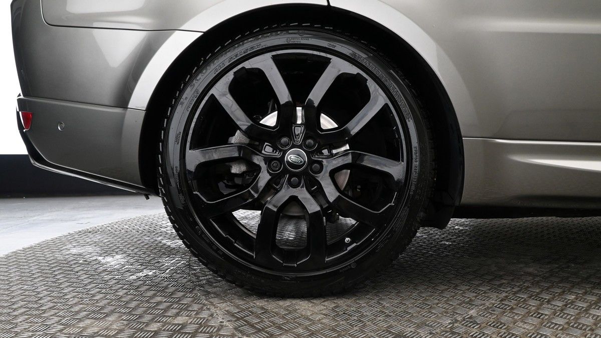 Land Rover Range Rover Sport Image 9