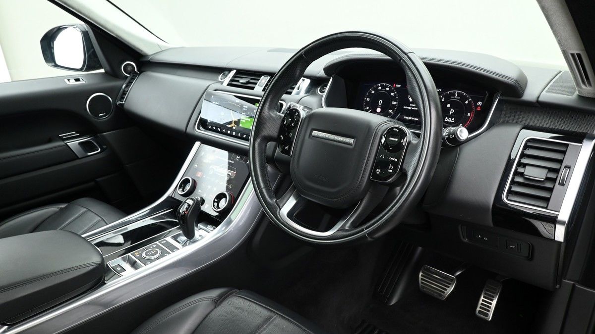 Land Rover Range Rover Sport Image 3