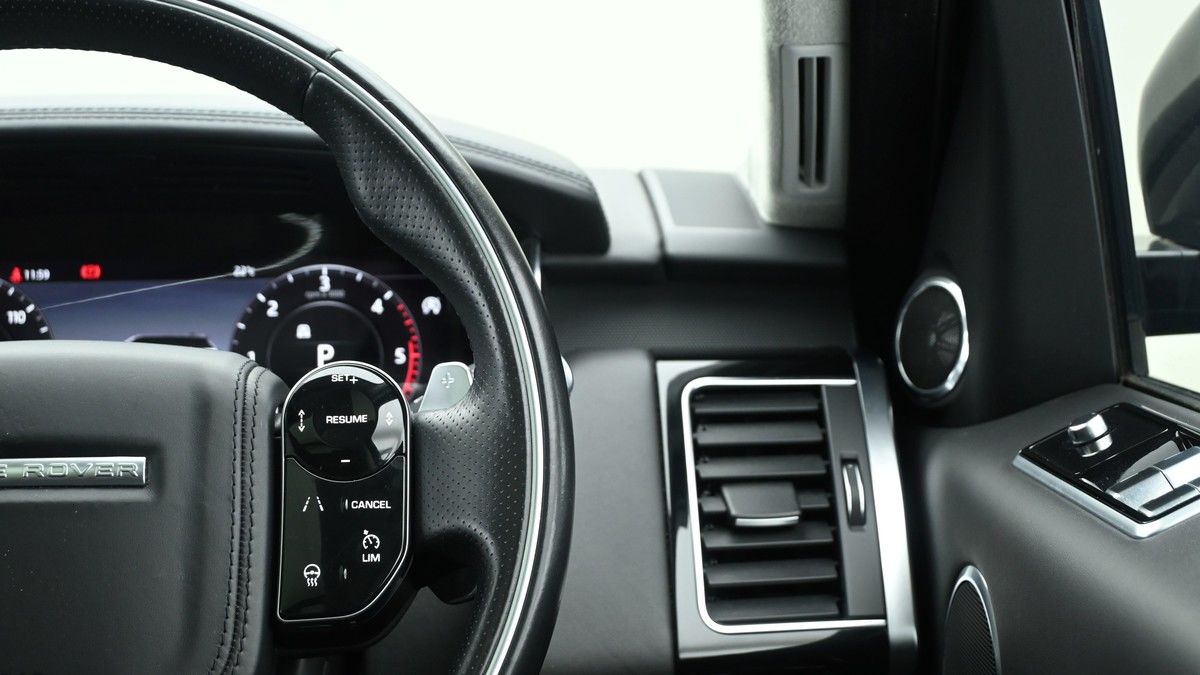 Land Rover Range Rover Sport Image 16