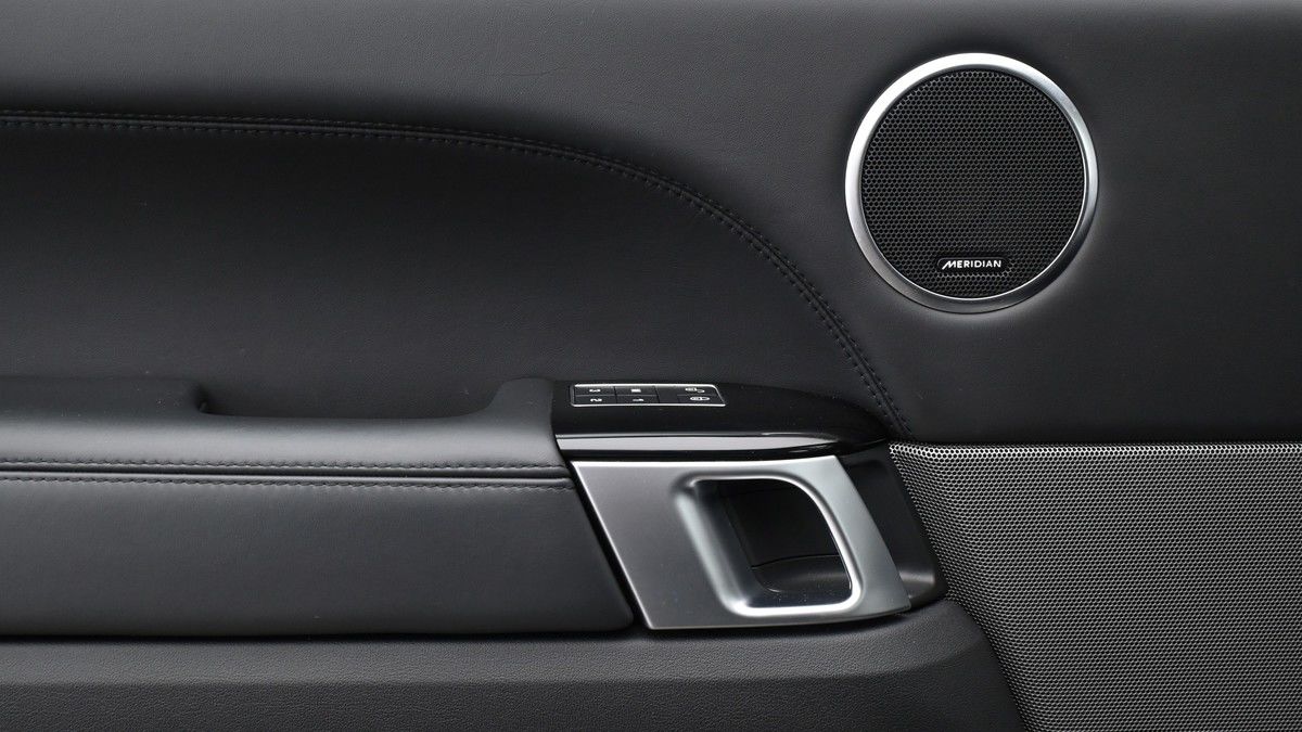 Land Rover Range Rover Sport Image 13