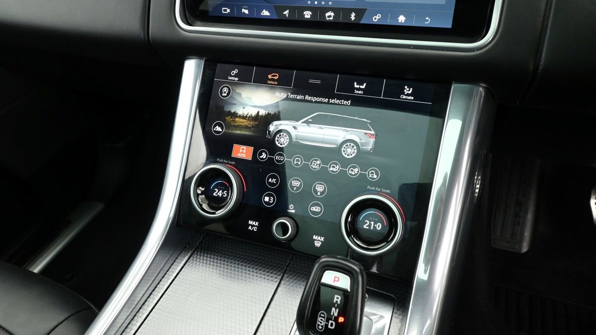 Land Rover Range Rover Sport Image 12