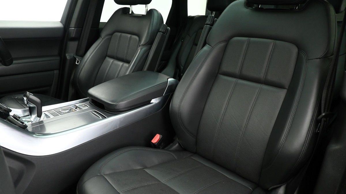 Land Rover Range Rover Sport Image 4