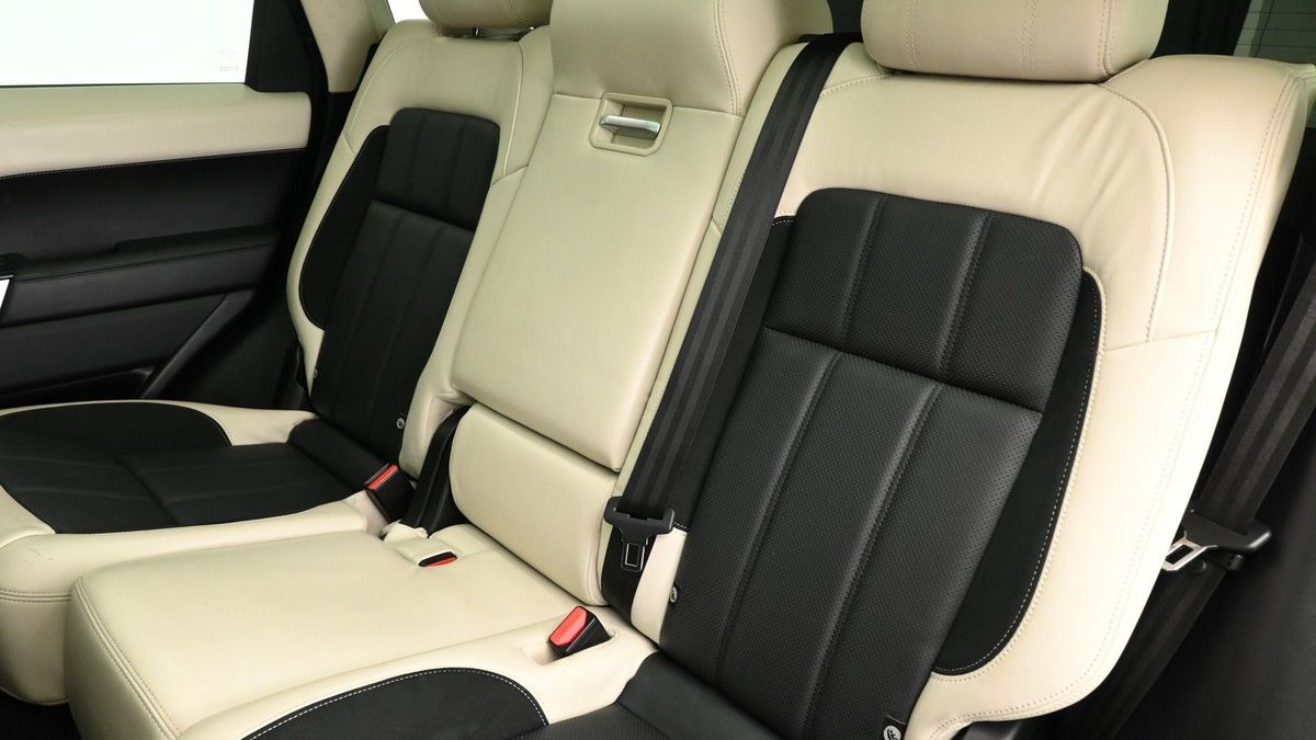 Land Rover Range Rover Sport Image 5