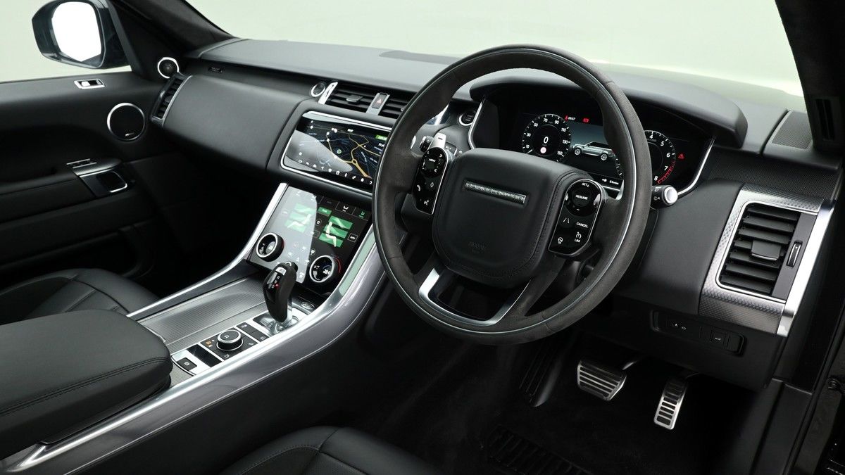 Land Rover Range Rover Sport Image 3
