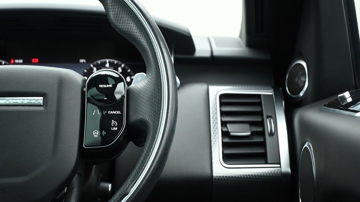 Land Rover Range Rover Sport Image 16