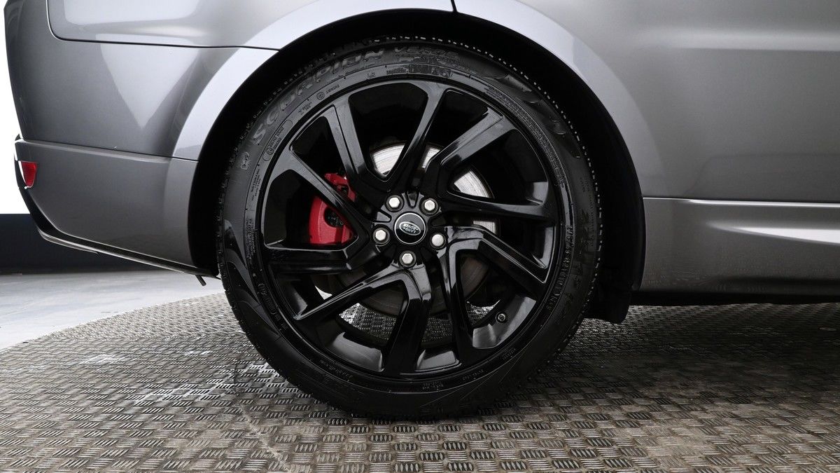 Land Rover Range Rover Sport Image 9