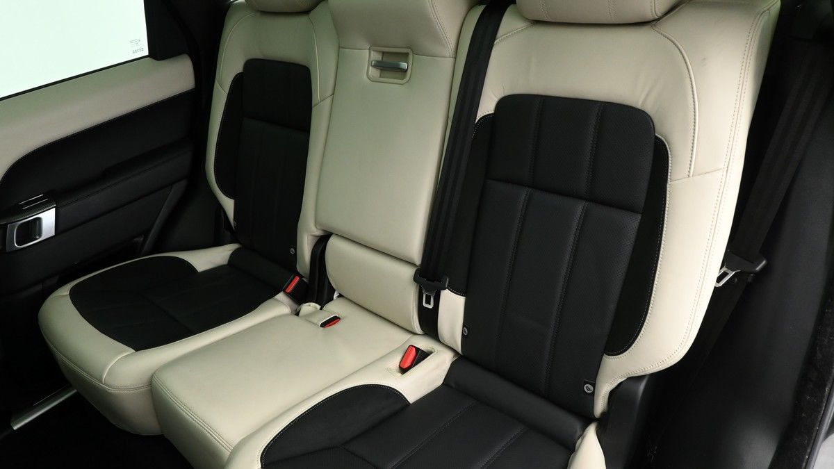 Land Rover Range Rover Sport Image 5