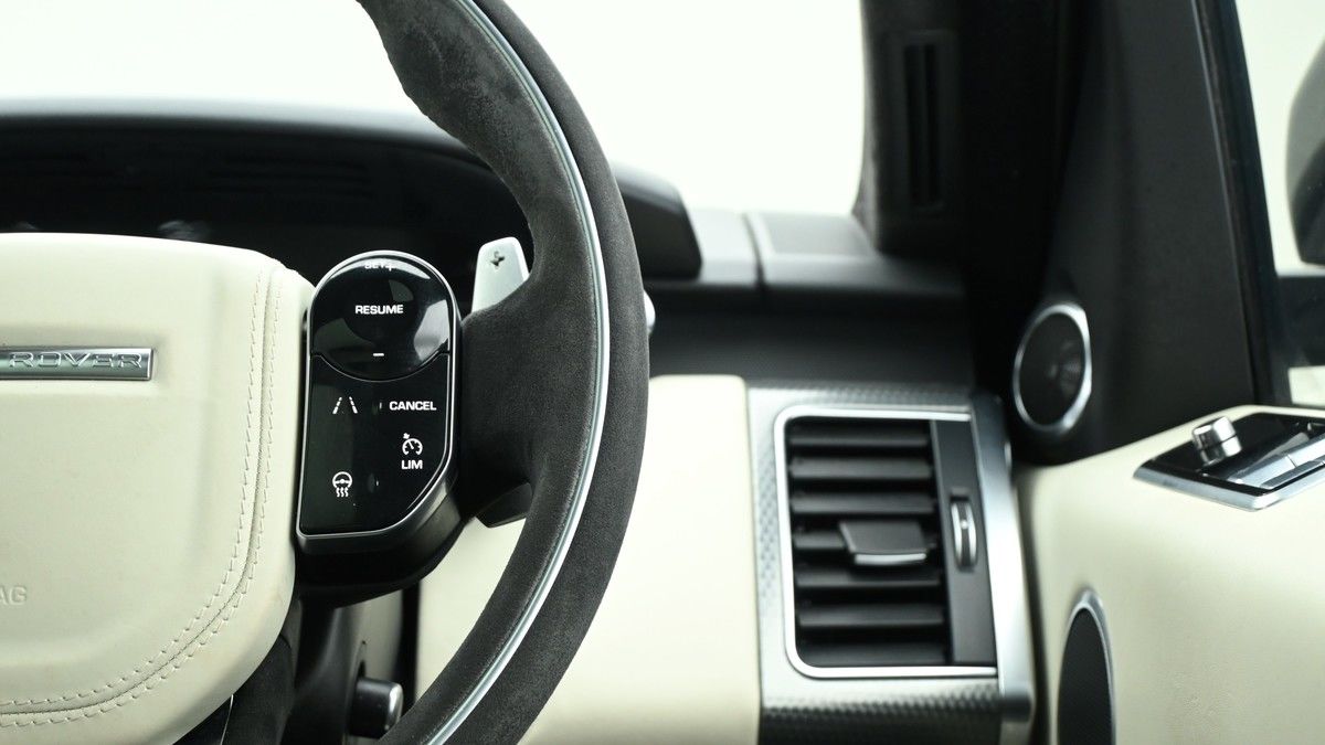 Land Rover Range Rover Sport Image 16