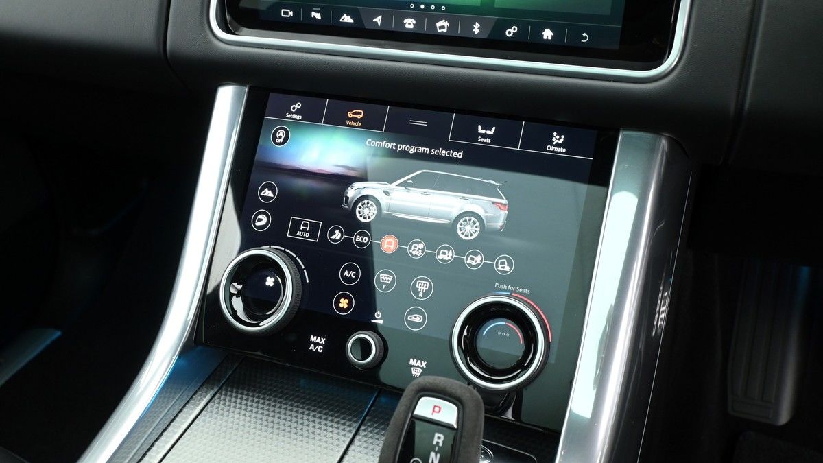 Land Rover Range Rover Sport Image 23