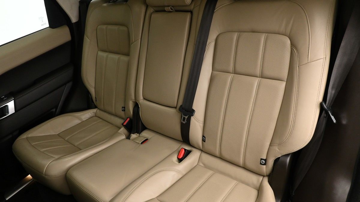 Land Rover Range Rover Sport Image 4