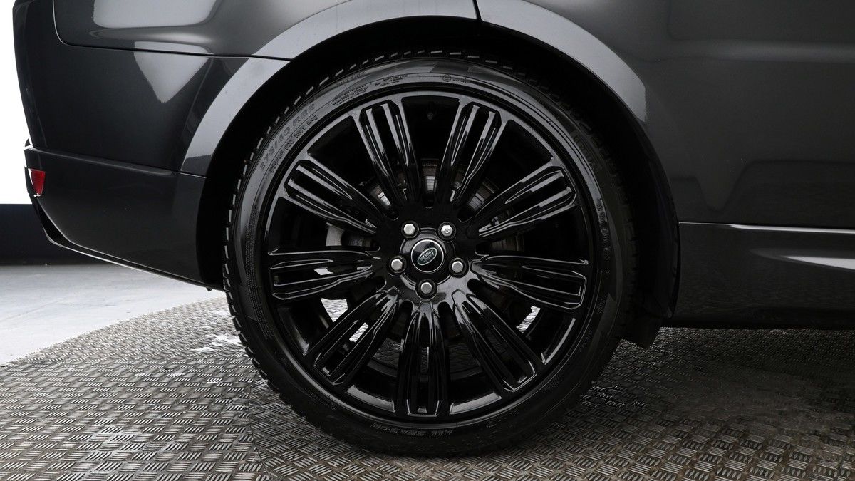 Land Rover Range Rover Sport Image 9