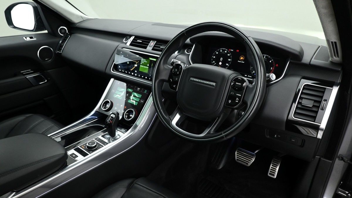 Land Rover Range Rover Sport Image 3