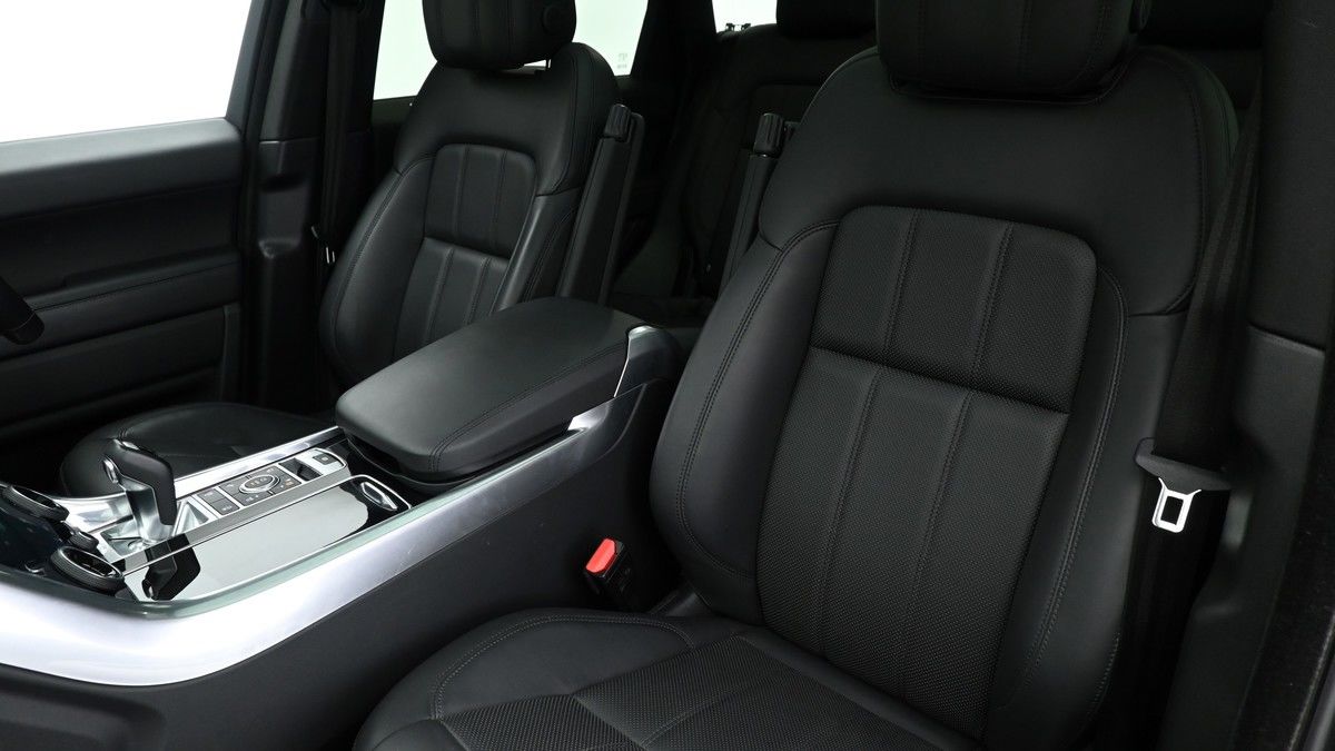 Land Rover Range Rover Sport Image 4