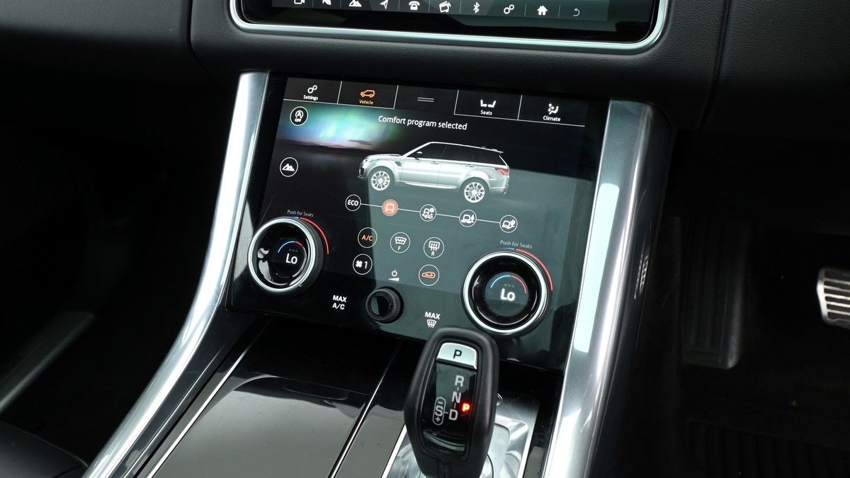 Land Rover Range Rover Sport Image 12