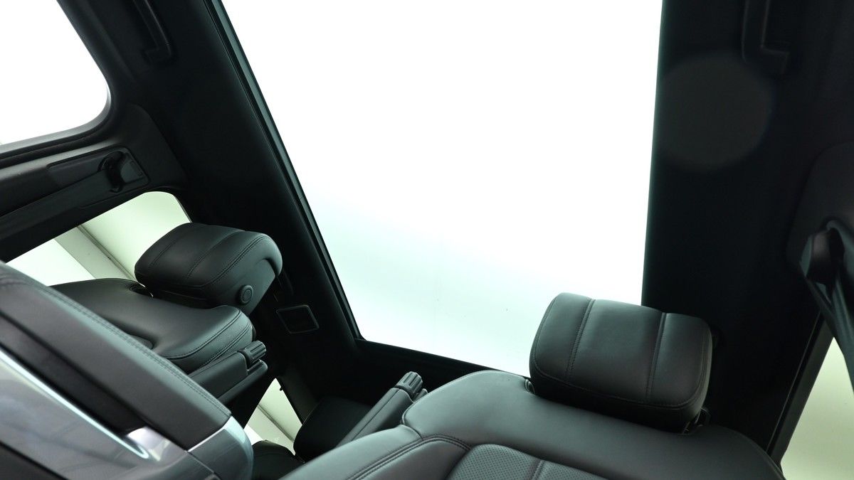 Land Rover Range Rover Sport Image 2