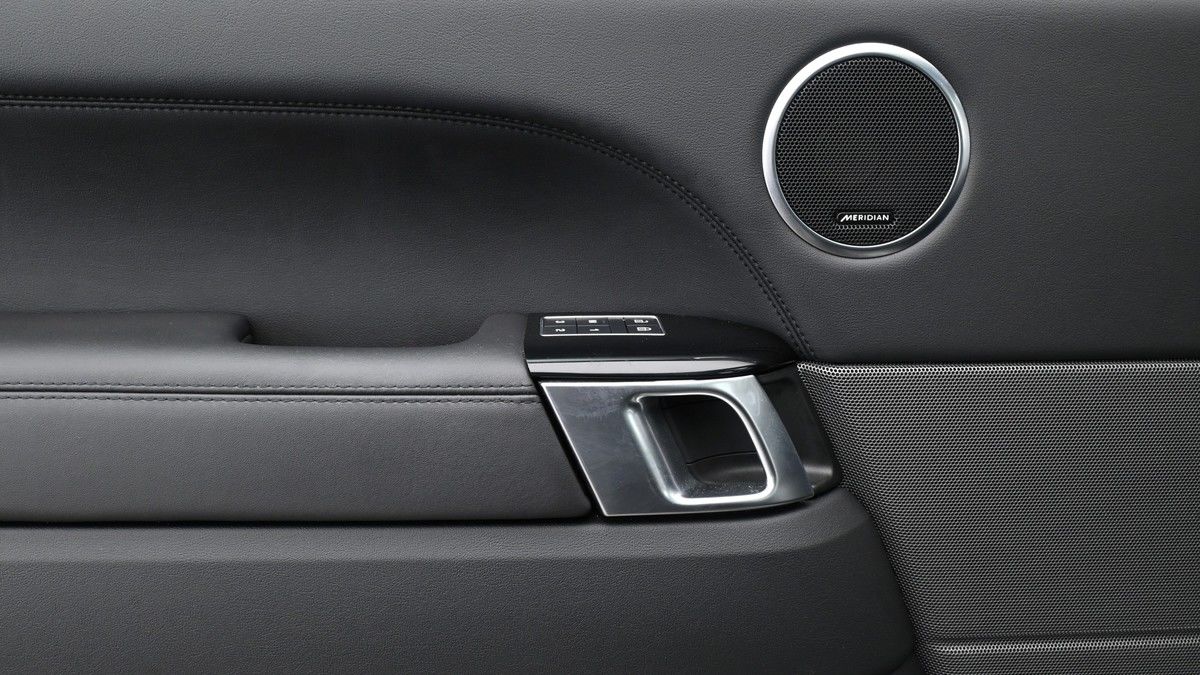 Land Rover Range Rover Sport Image 13