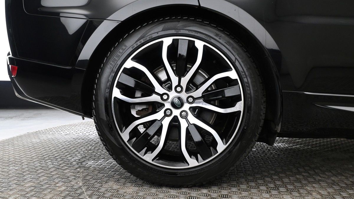 Land Rover Range Rover Sport Image 9