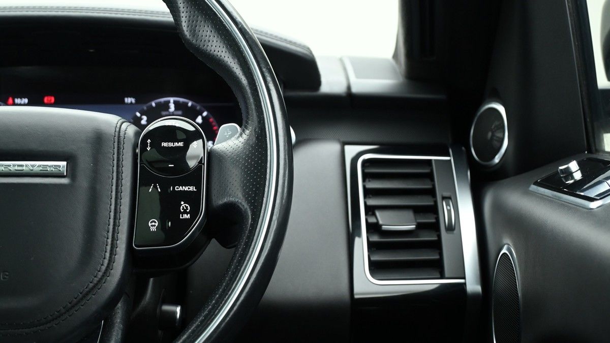 Land Rover Range Rover Sport Image 16