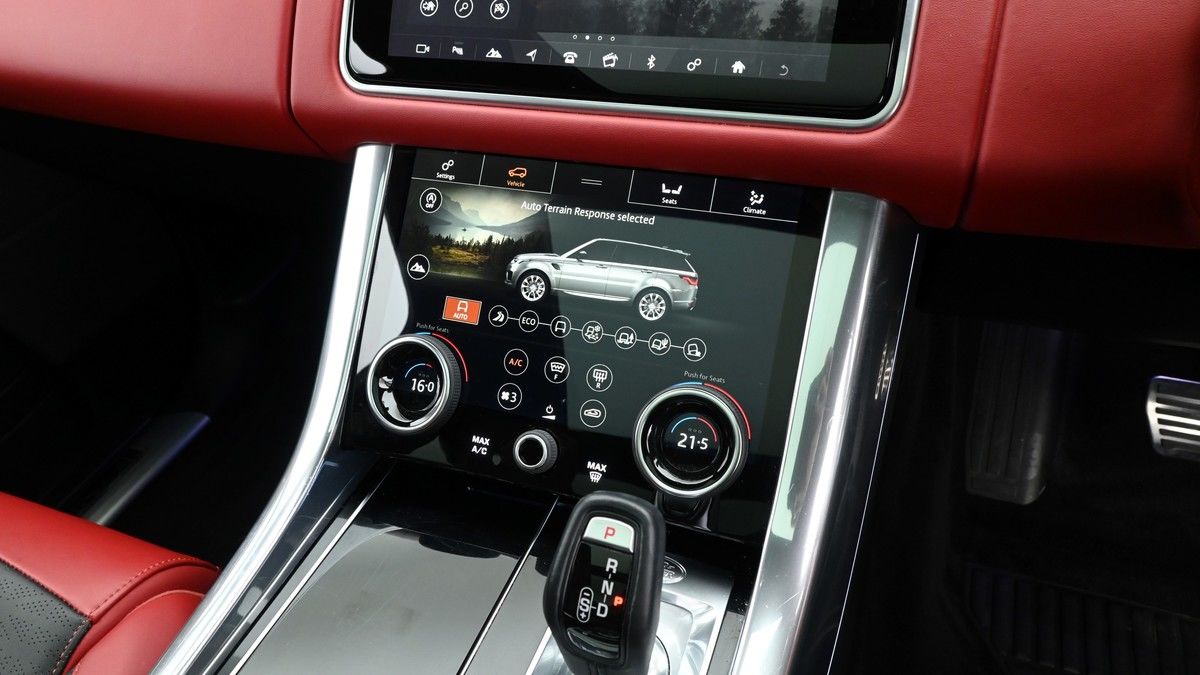 Land Rover Range Rover Sport Image 12
