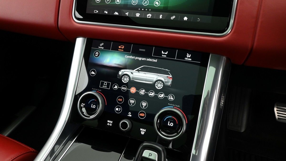 Land Rover Range Rover Sport Image 14