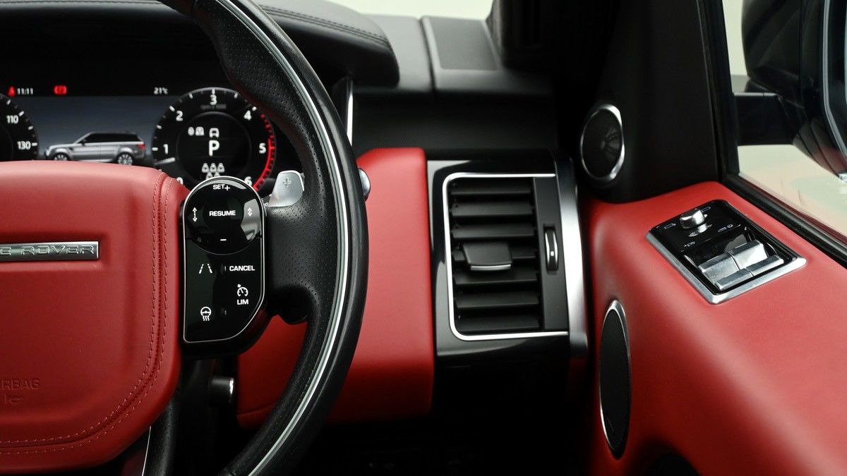 Land Rover Range Rover Sport Image 18